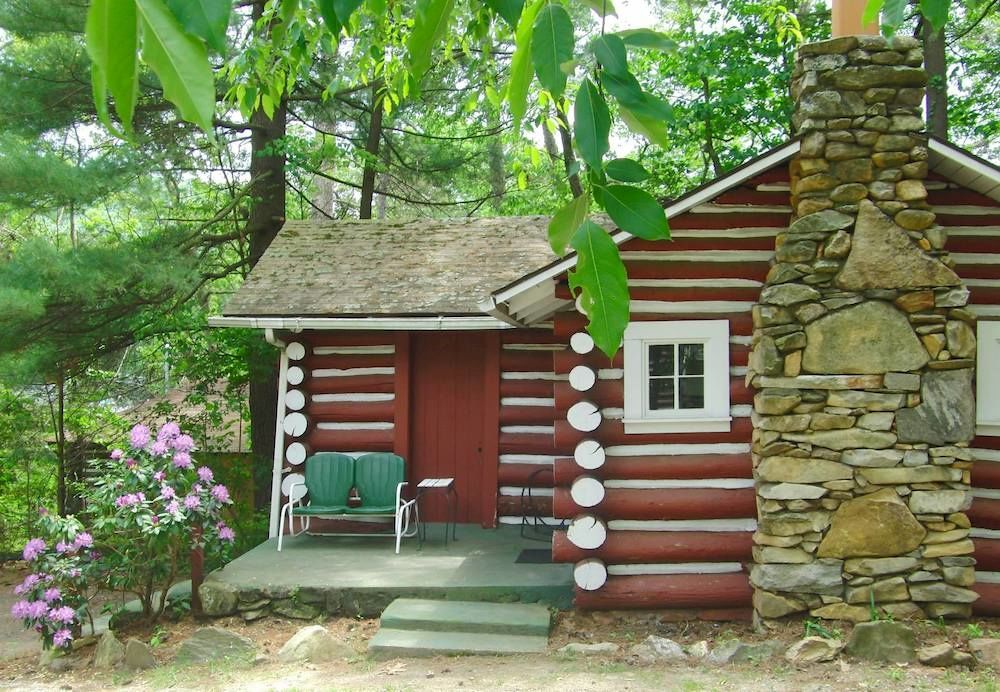 The Pines Cottages Woodfin Экстерьер фото