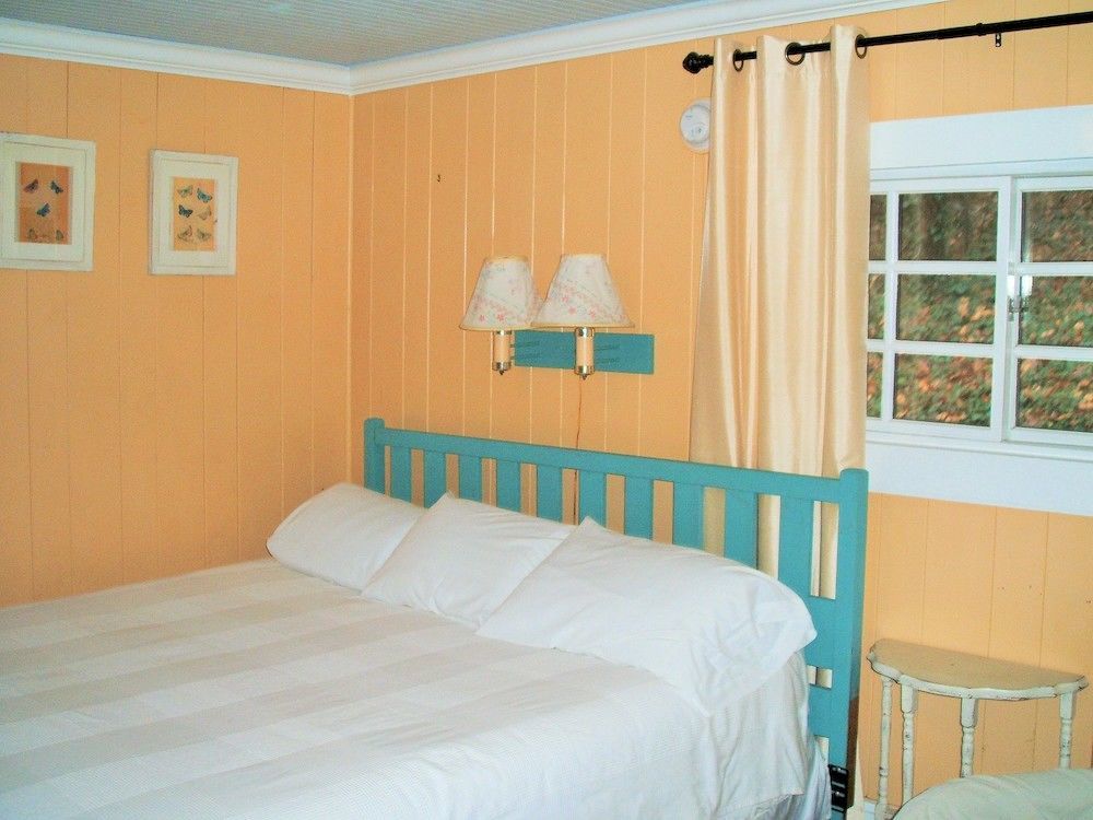 The Pines Cottages Woodfin Экстерьер фото